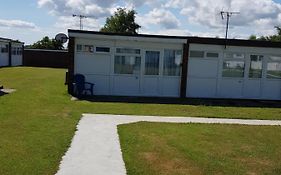39 - 2 Bed Chalet, Belle Aire, Beach Road, Hemsby, Norfolk, Nr29 4Hz